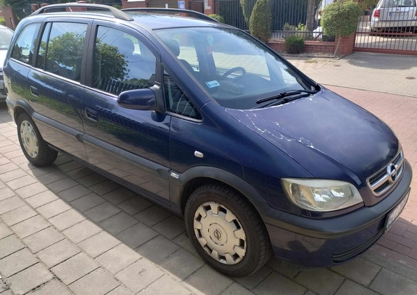 Opel Zafira cena 4300 przebieg: 245400, rok produkcji 2003 z Łódź małe 154